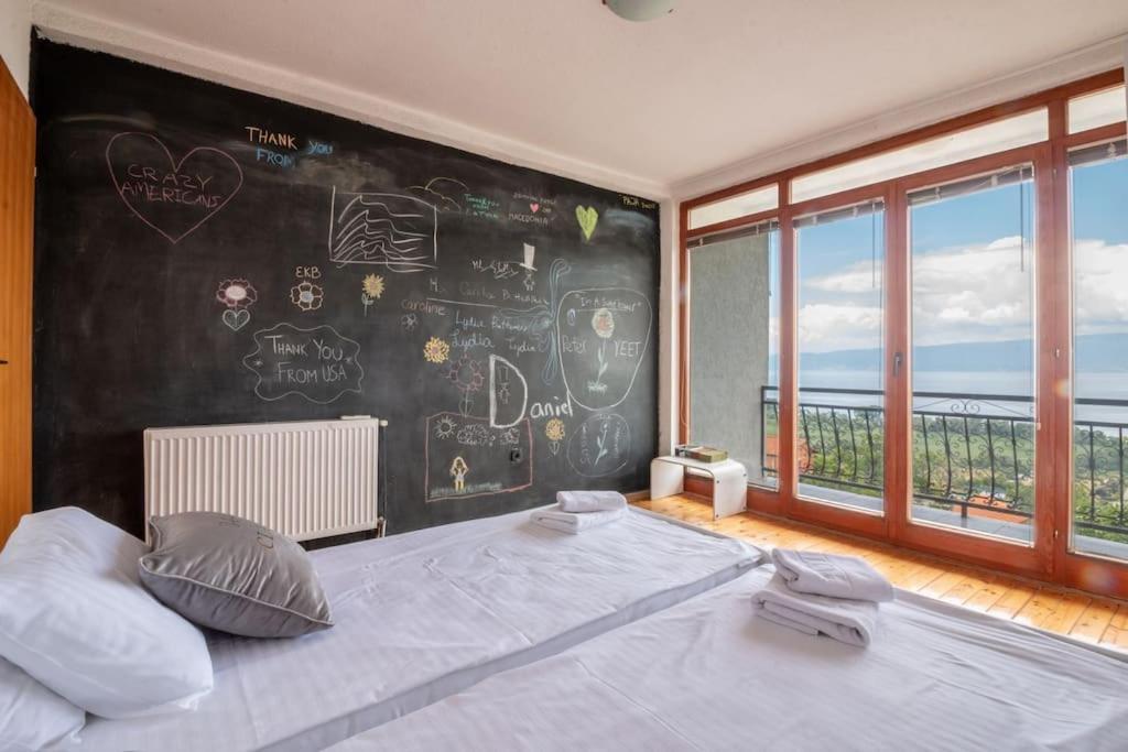 Casa Farmak - 4 Bedroom Lux Apartment With Infinity Pool & Lake View 오흐리드 외부 사진