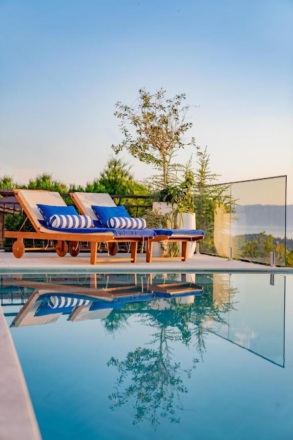 Casa Farmak - 4 Bedroom Lux Apartment With Infinity Pool & Lake View 오흐리드 외부 사진