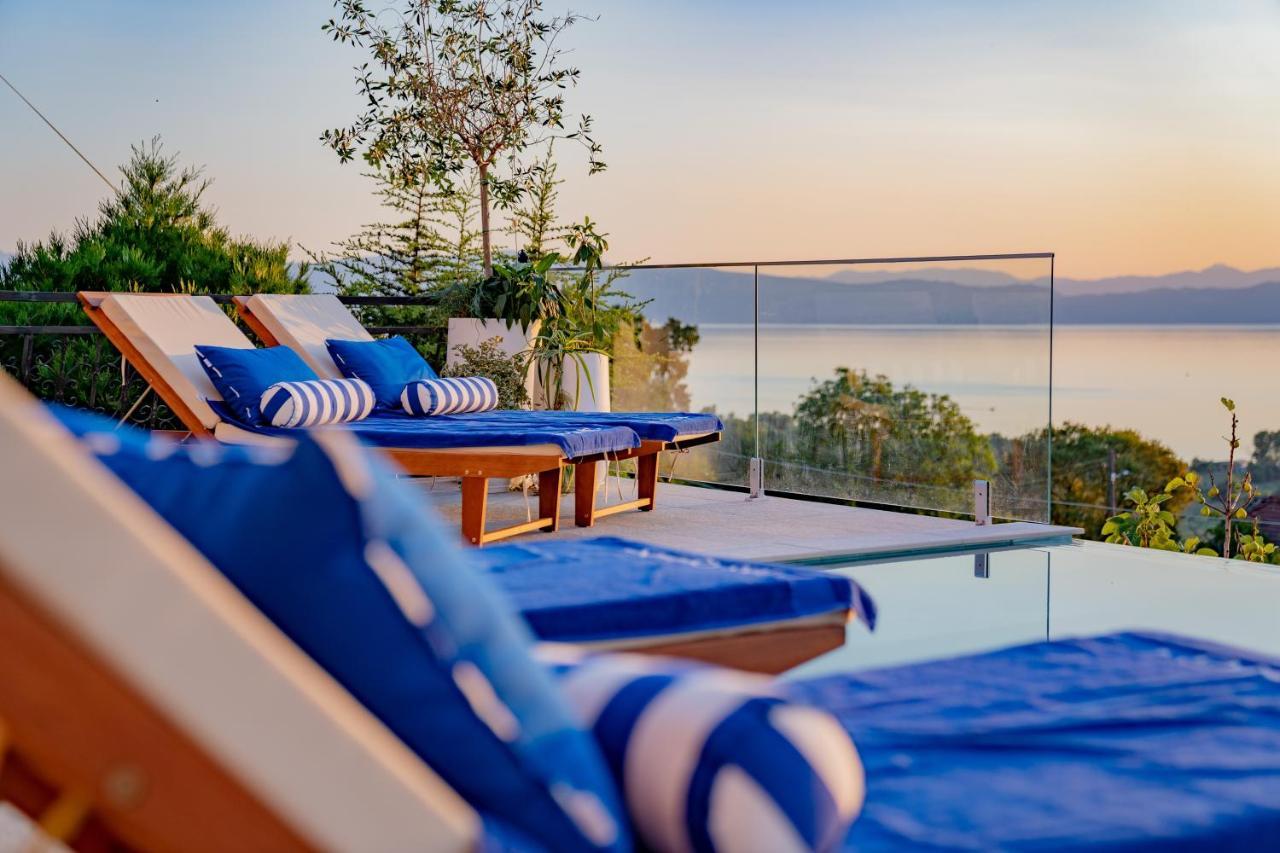 Casa Farmak - 4 Bedroom Lux Apartment With Infinity Pool & Lake View 오흐리드 외부 사진